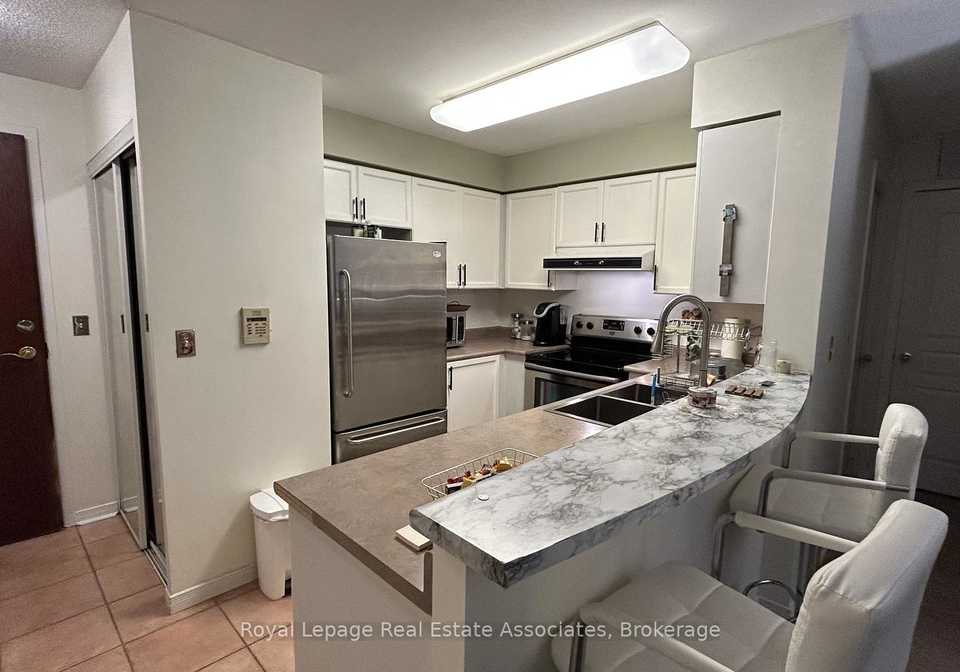 2585-erin-centre-boulevard-mississauga-ontario-w13434634
