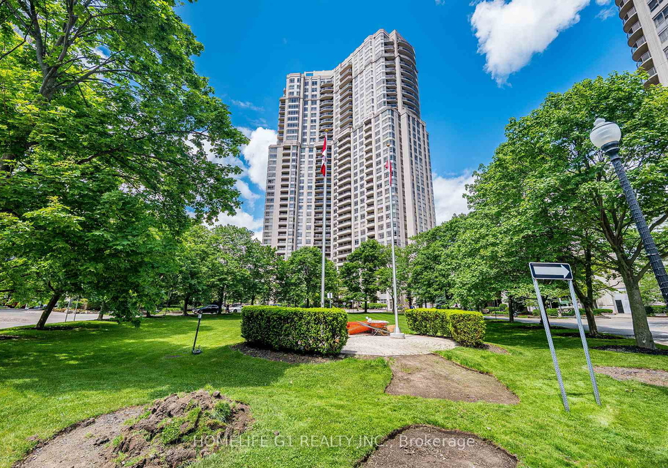 35-kingsbridge-garden-mississauga-ontario-w13434770