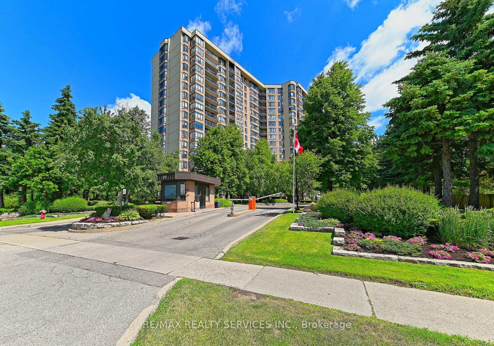 20-cherrytree-drive-brampton-ontario-w13434812