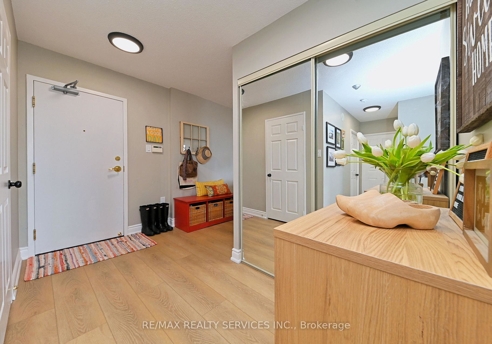 20-cherrytree-drive-brampton-ontario-w13434812