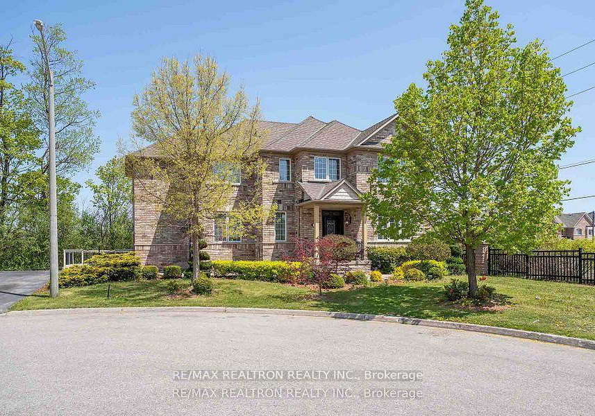 12-edgevalley-court-brampton-ontario-w13434840