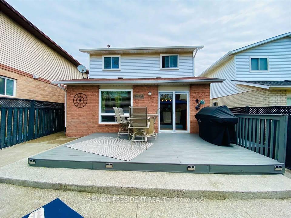 2563-whittaker-drive-burlington-ontario-w13434860