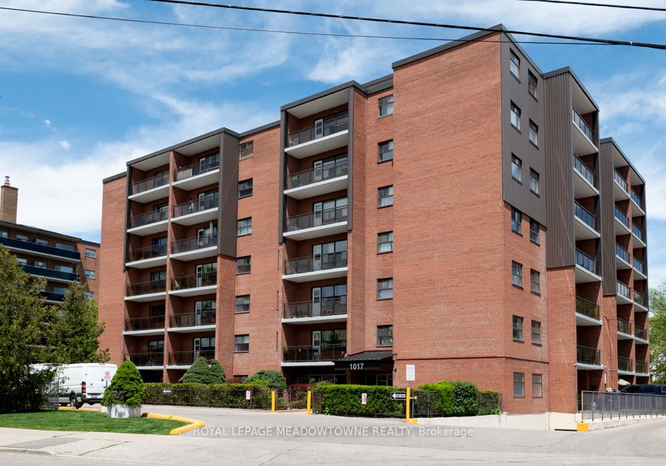 1017-seneca-avenue-mississauga-ontario-w13434874