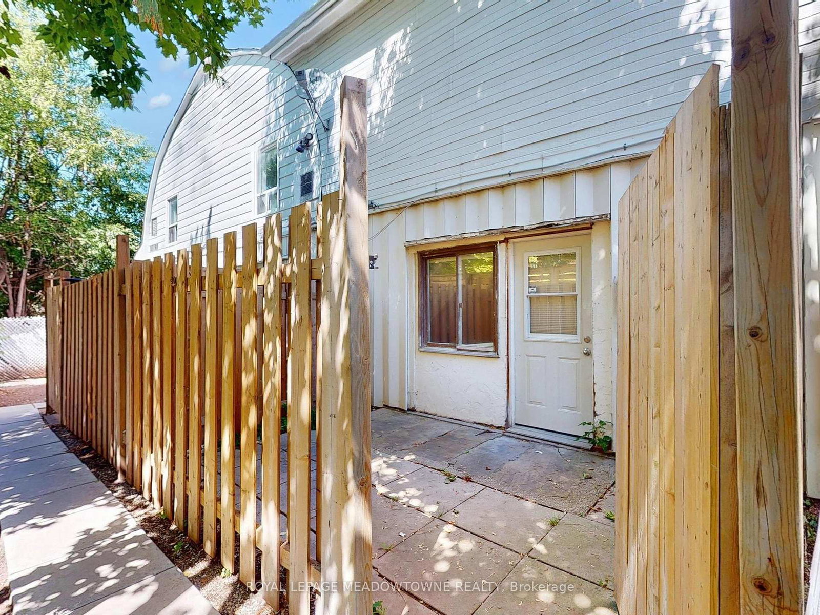 12-wesleyan-street-halton-hills-ontario-w13435014