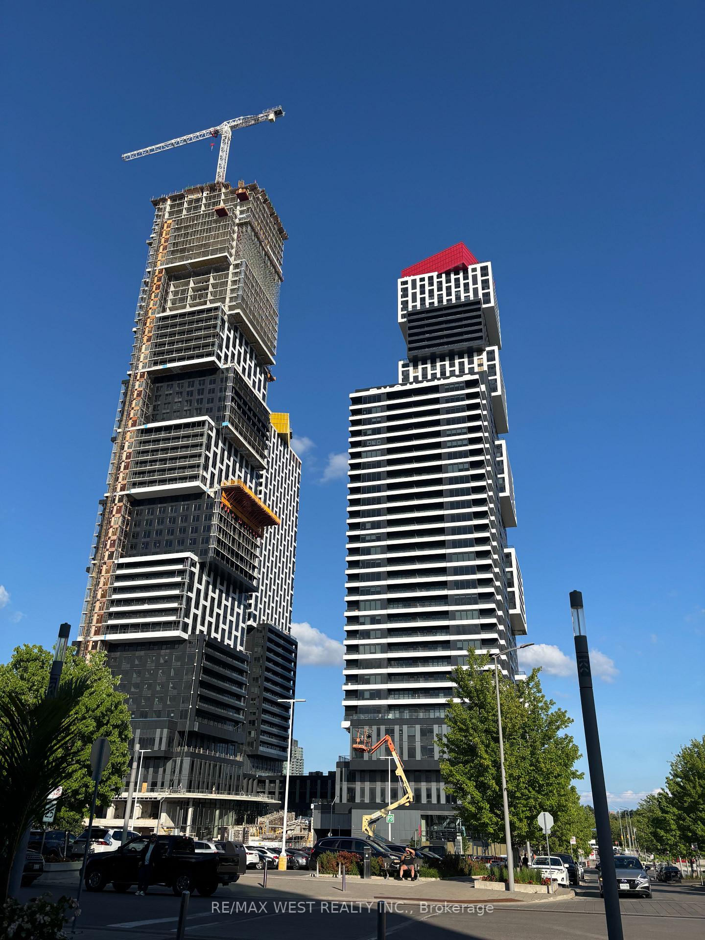 4015-the-exchange-mississauga-ontario-w13435024