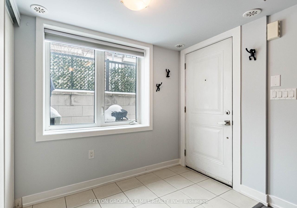 6-drummond-street-etobicoke-ontario-w13435112