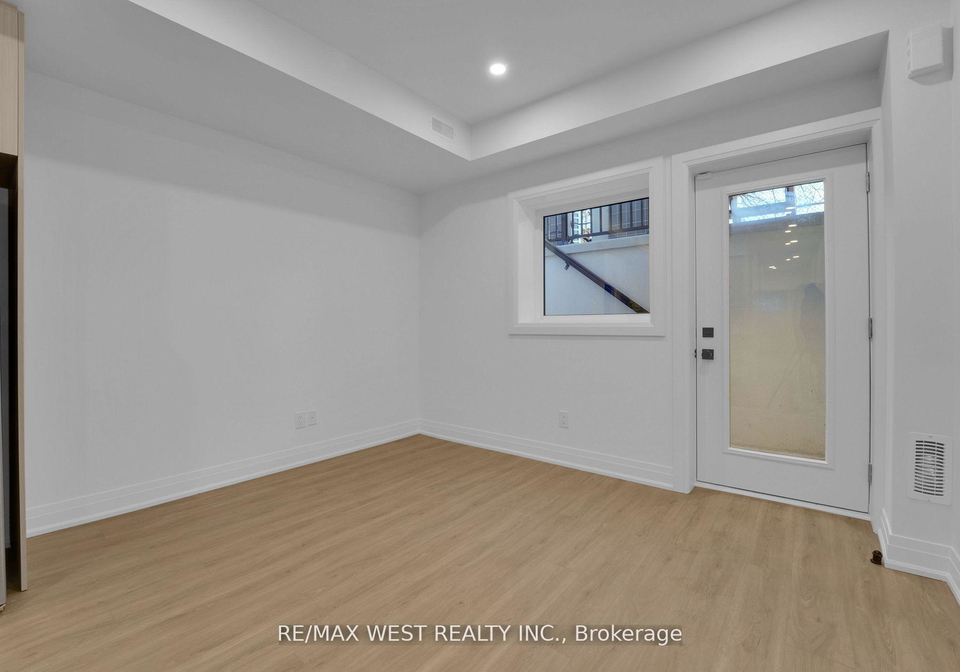 521-st-johns-road-toronto-ontario-w13435136