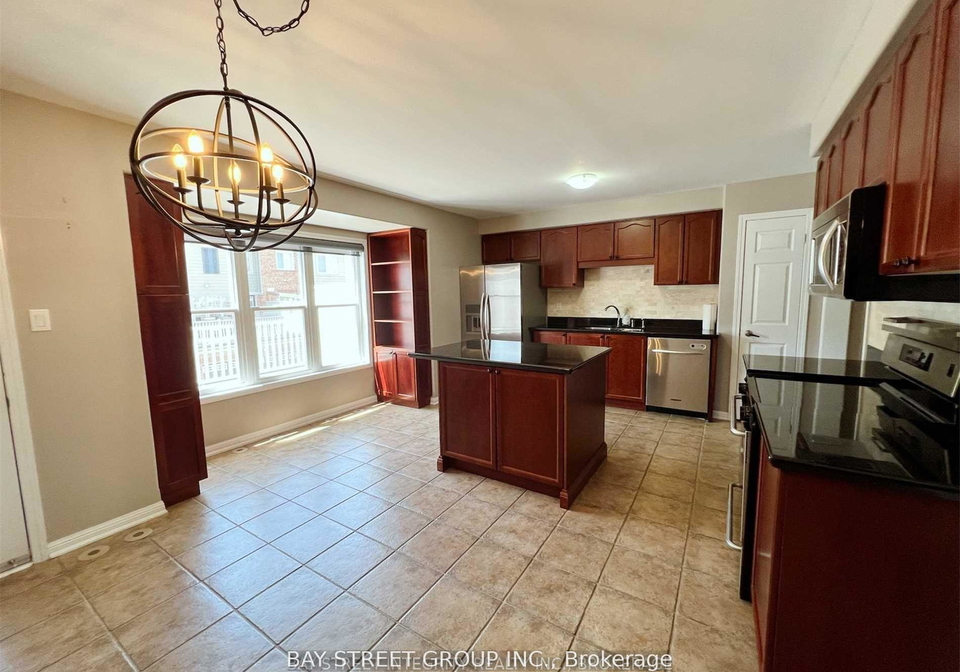 656-holly-avenue-milton-ontario-w13435174