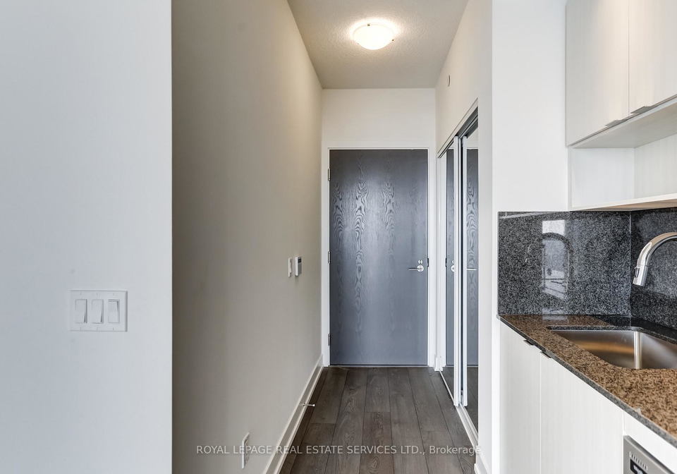 9-mabelle-avenue-etobicoke-ontario-w13435398