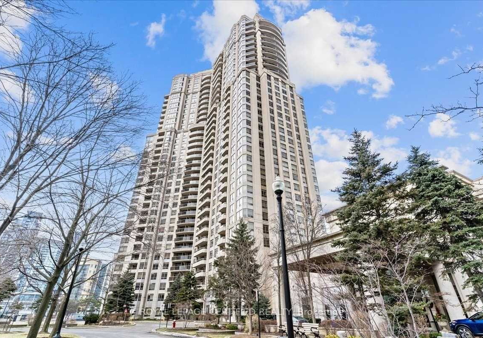 35-kingsbridge-garden-circle-mississauga-ontario-w13435462
