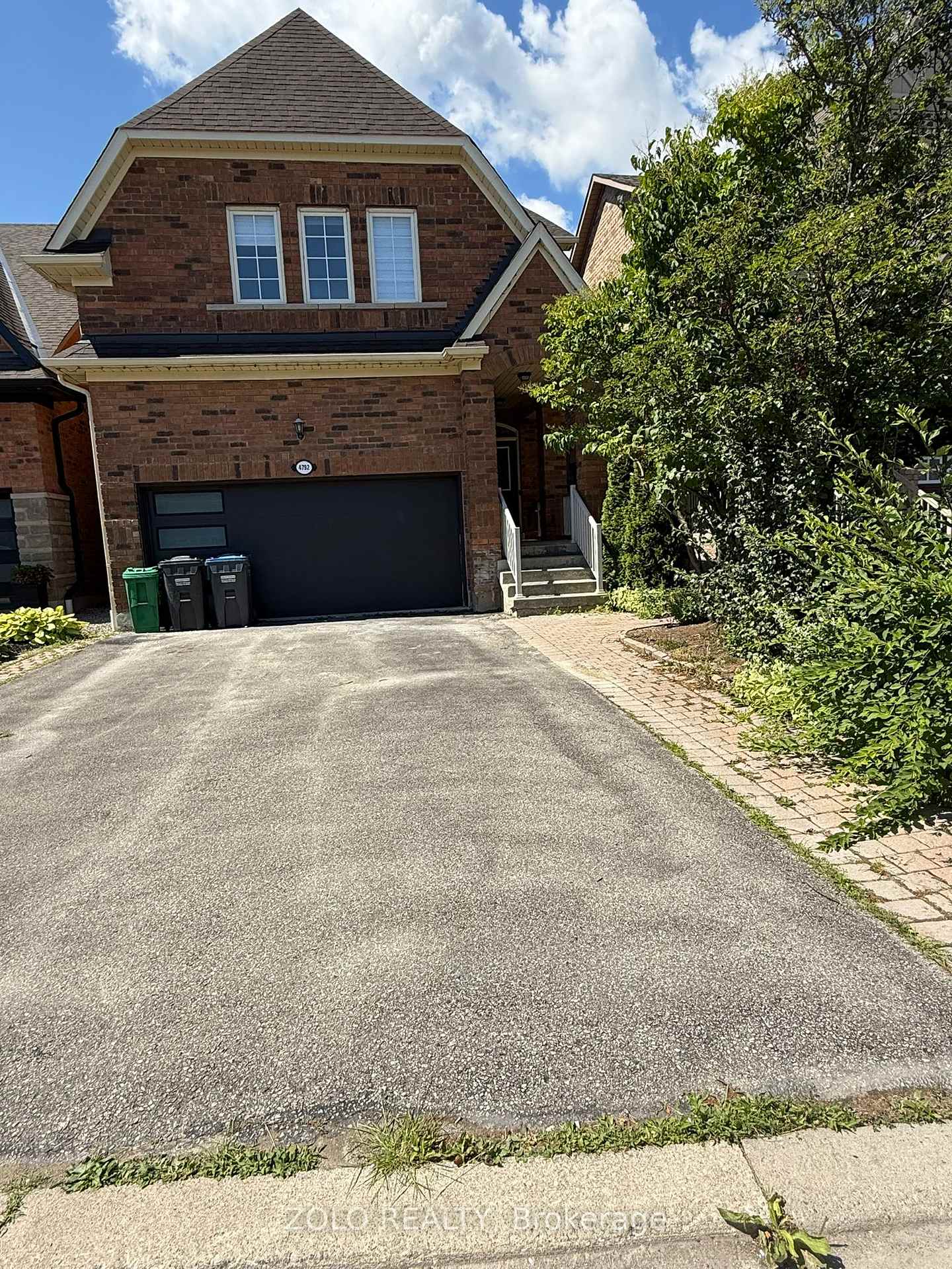 lower-4792-glasshill-grove-mississauga-ontario-w13435636