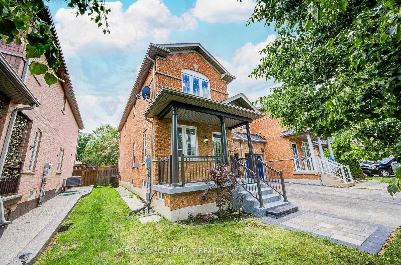 267-fitzgerald-crescent-milton-ontario-w13435646