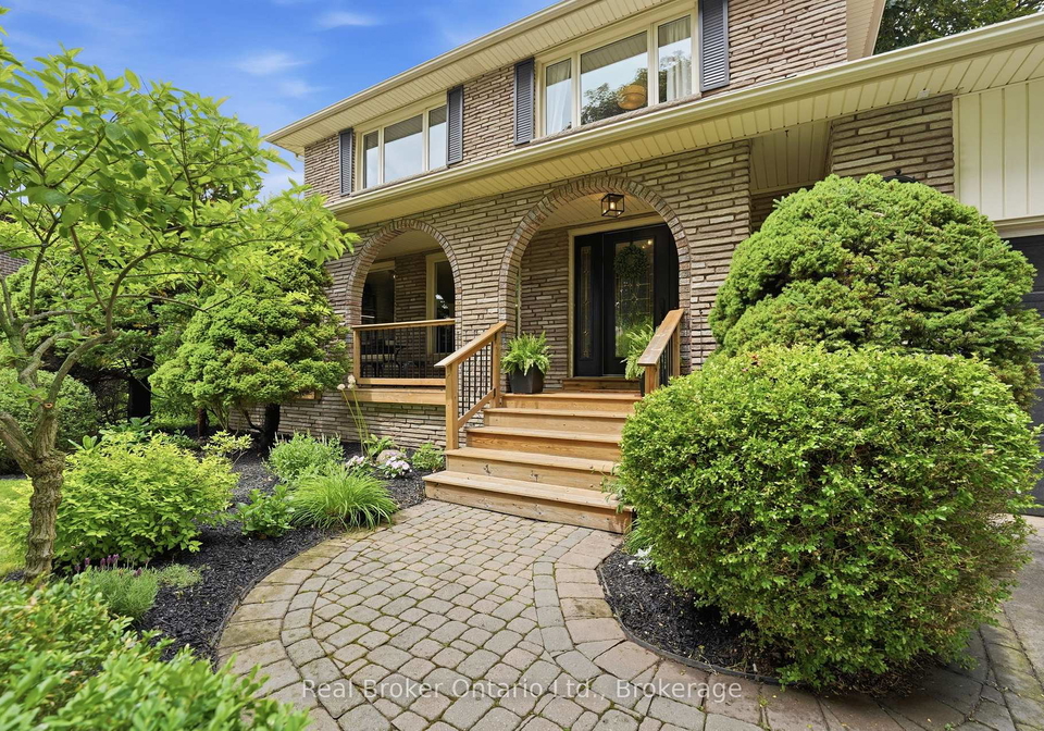 245-applevale-court-burlington-ontario-w13435900
