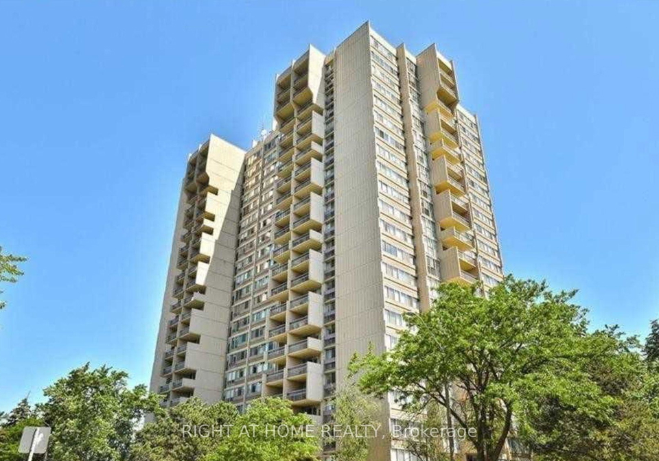 1359-white-oaks-boulevard-oakville-ontario-w13435904