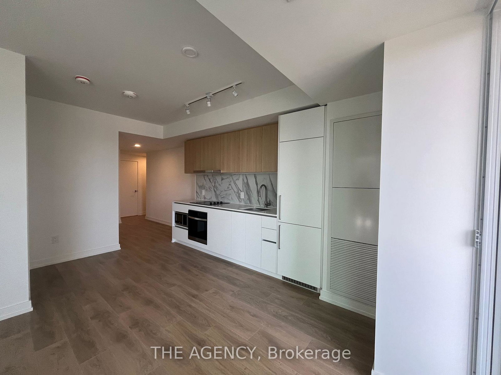 1100-sheppard-avenue-w-york-ontario-w13436068