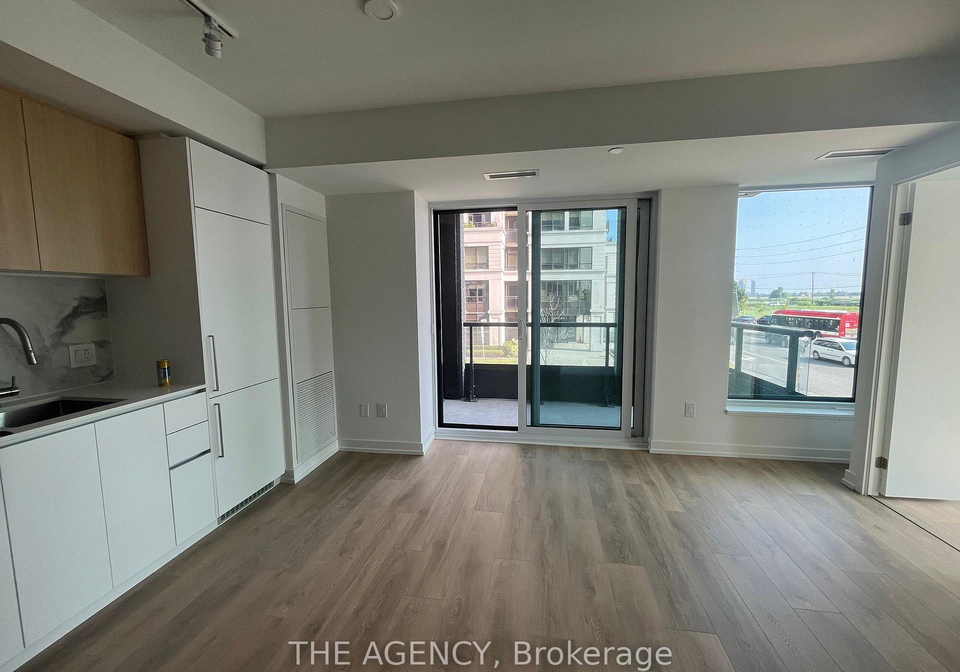 1100-sheppard-avenue-w-york-ontario-w13436068