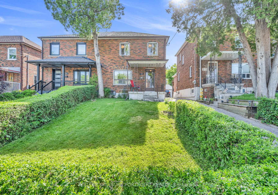 210-bicknell-avenue-toronto-ontario-w13436086