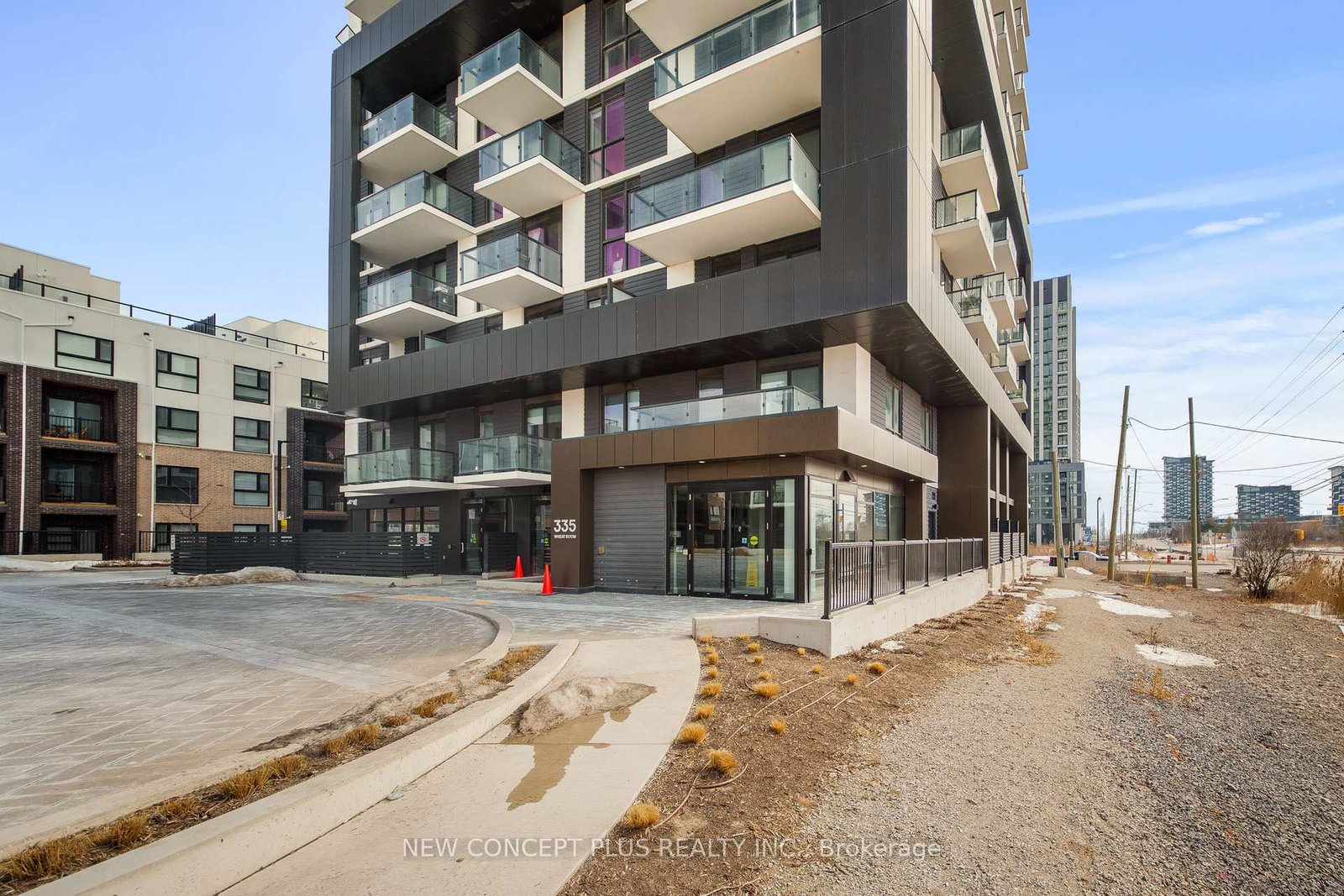 335-wheat-boom-drive-oakville-ontario-w13436124