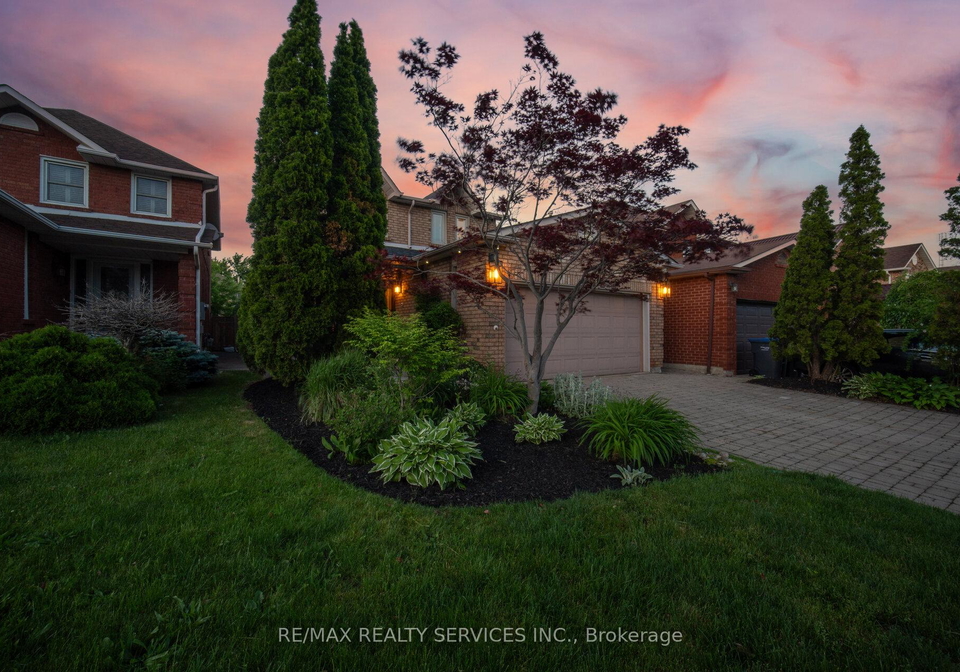 4671-owl-circle-mississauga-ontario-w13436190