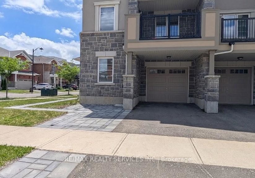 1274-wintergreen-place-milton-ontario-w13436328