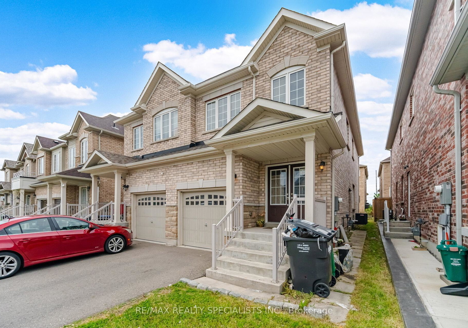 51-frenchpark-circle-brampton-ontario-w13436700