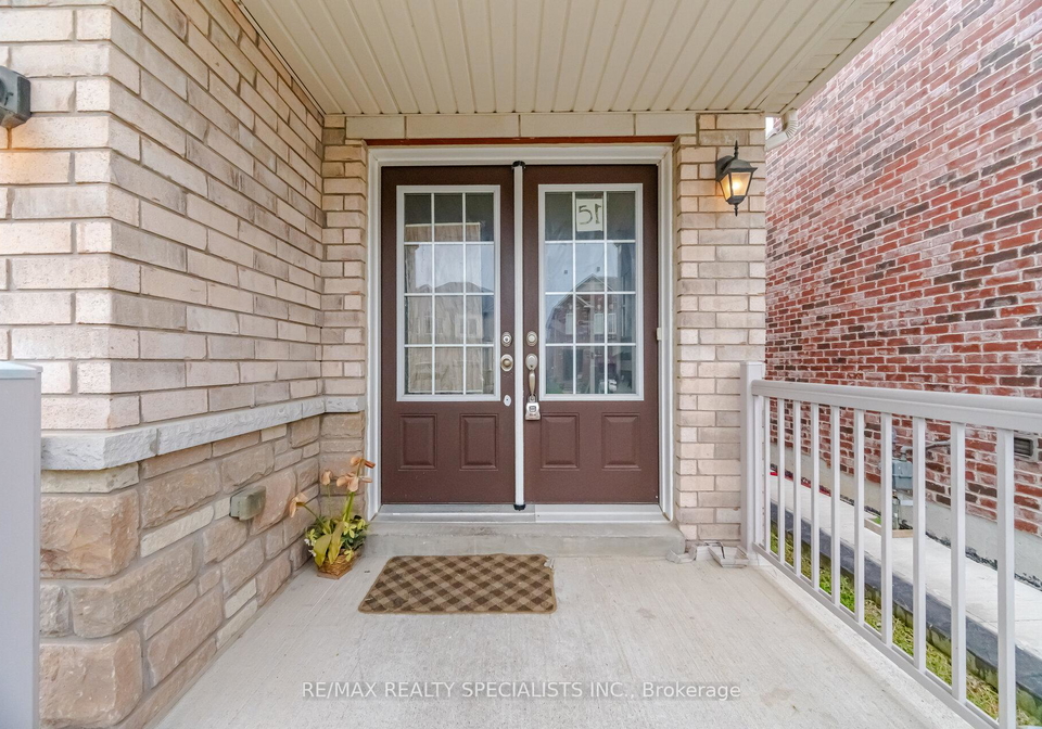 51-frenchpark-circle-brampton-ontario-w13436700