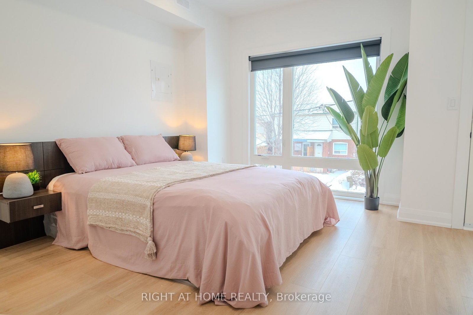 5innes-avenue-toronto-ontario-w13436772