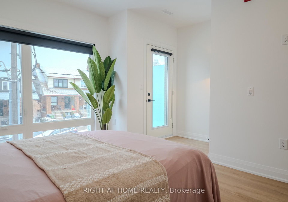 5innes-avenue-toronto-ontario-w13436772