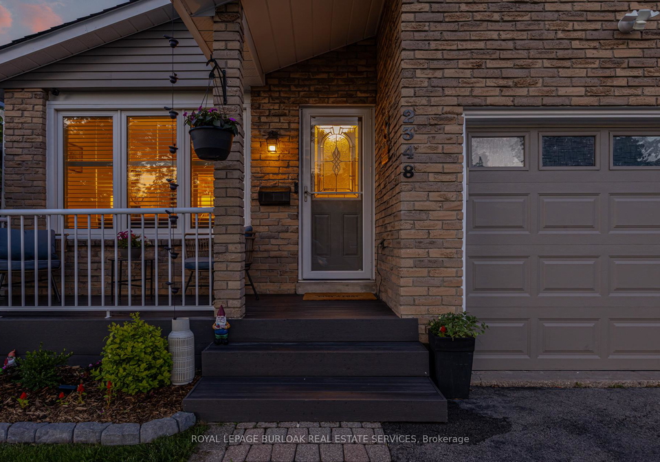 2348-malcolm-crescent-burlington-ontario-w13436902