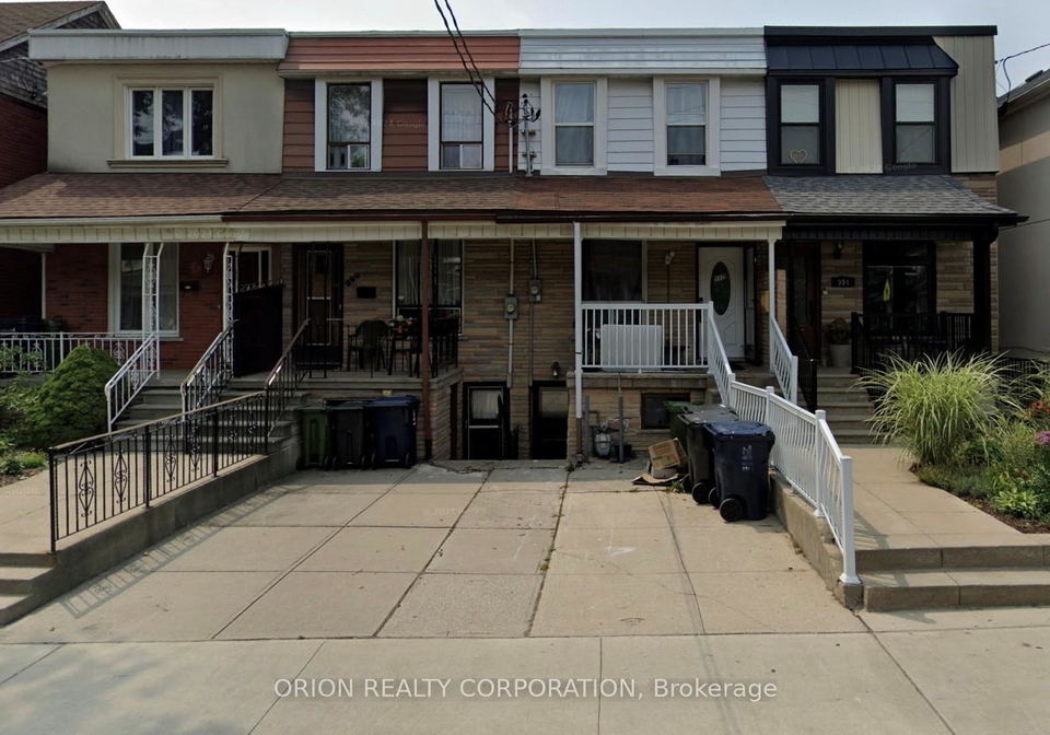 992-shaw-street-toronto-ontario-w13437102