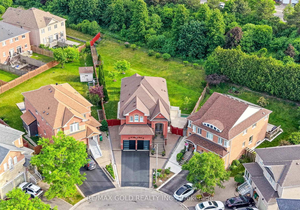 14-stingray-court-brampton-ontario-w13437232