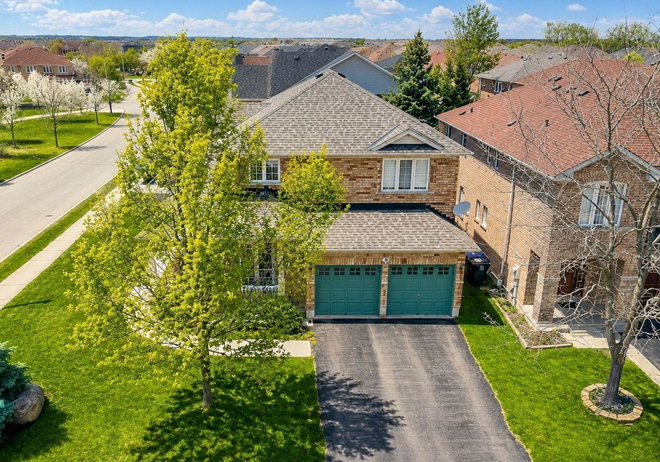 21-filbert-way-brampton-ontario-w13437410