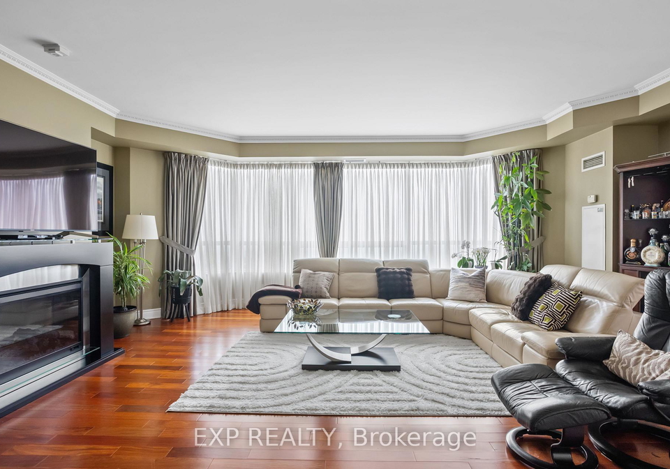 25-kingsbridge-garden-circle-mississauga-ontario-w13437422