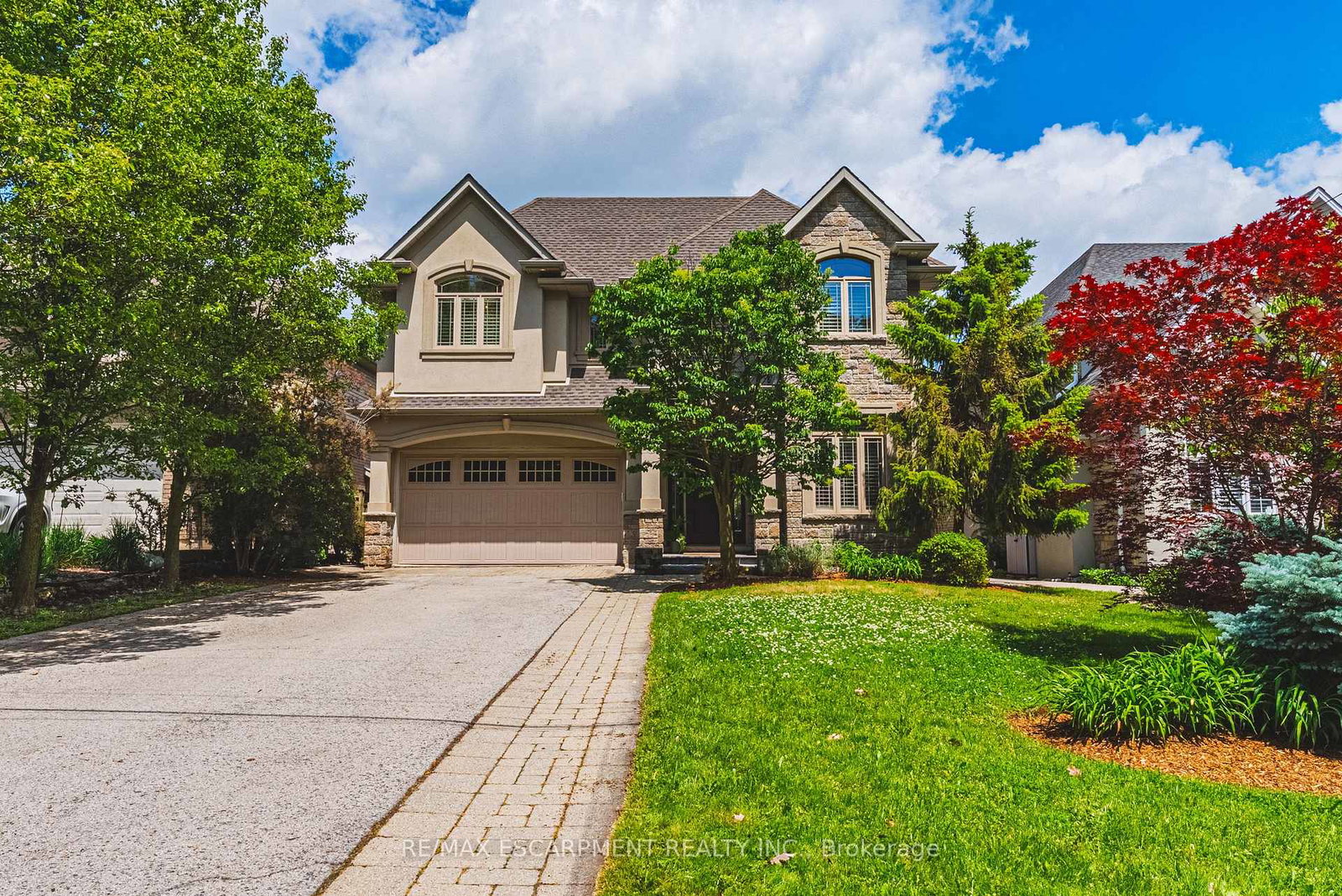 1047-st-matthews-avenue-burlington-ontario-w13437424