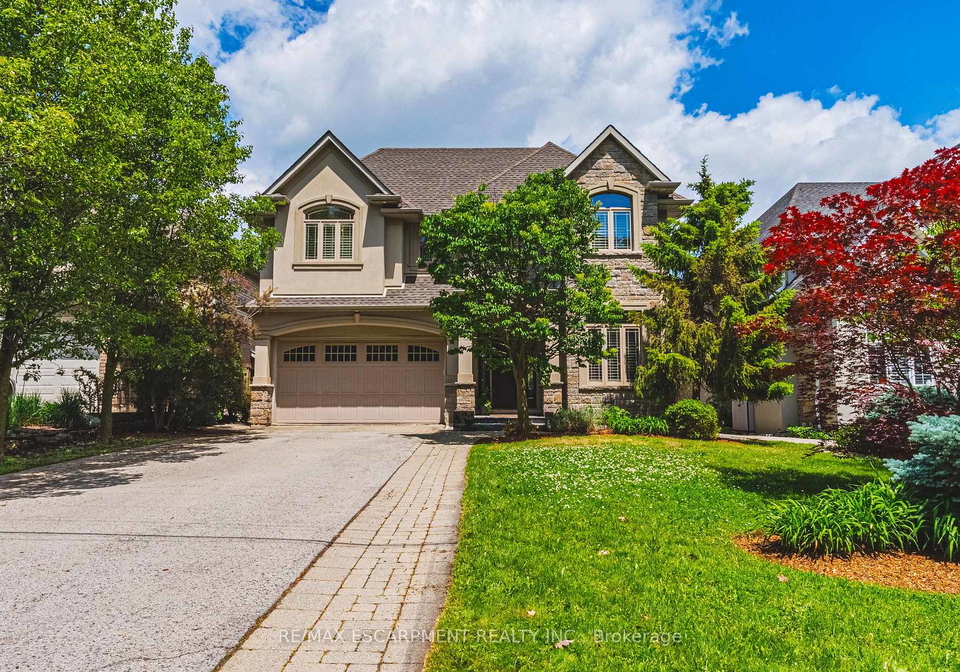 1047-st-matthews-avenue-burlington-ontario-w13437424