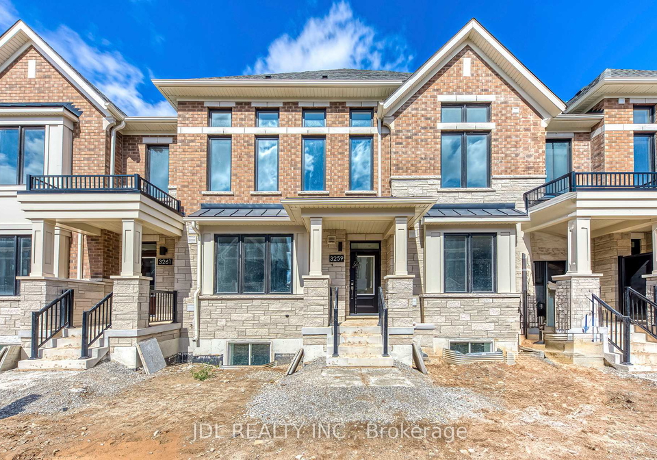 3259-crystal-drive-oakville-ontario-w13437568