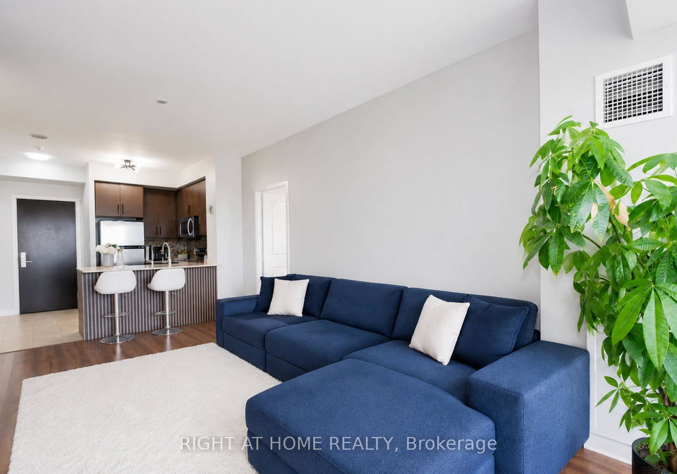 60-absolute-avenue-mississauga-ontario-w13437588