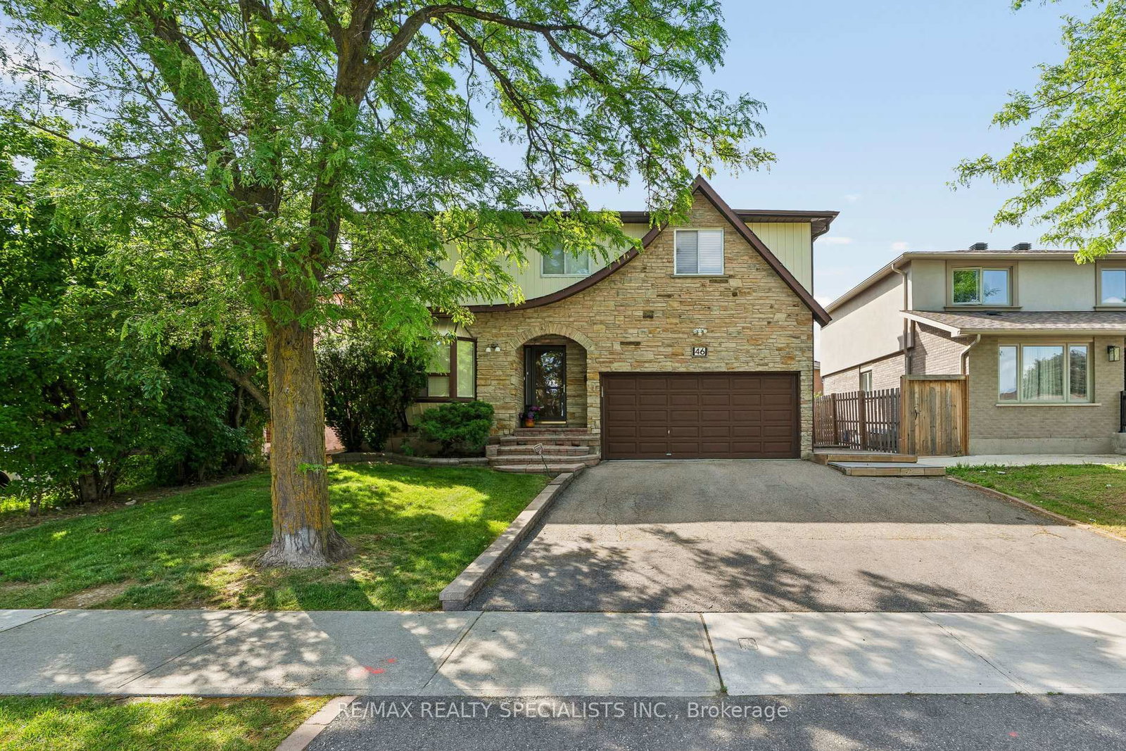 46-linkdale-route-brampton-ontario-w13437594