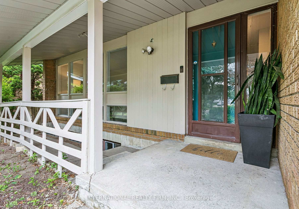 33-kendleton-drive-etobicoke-ontario-w13437674