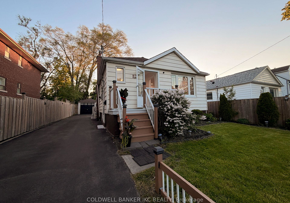 82-seventeenth-street-etobicoke-ontario-w13437764