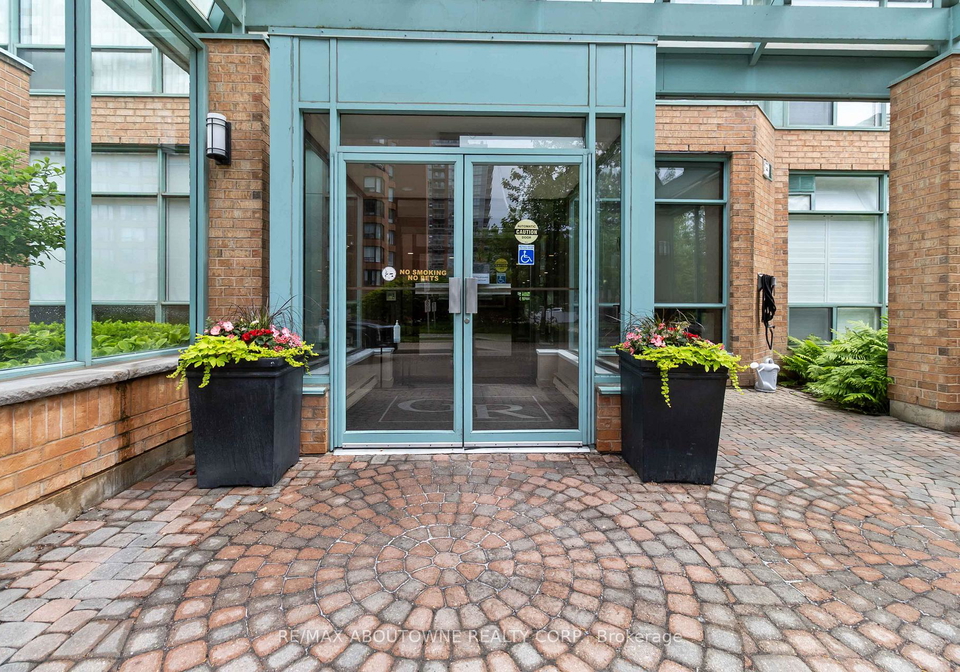 1276-maple-crossing-boulevard-burlington-ontario-w13437916