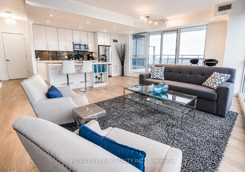 2212-lakeshore-boulevard-w-etobicoke-ontario-w13438010