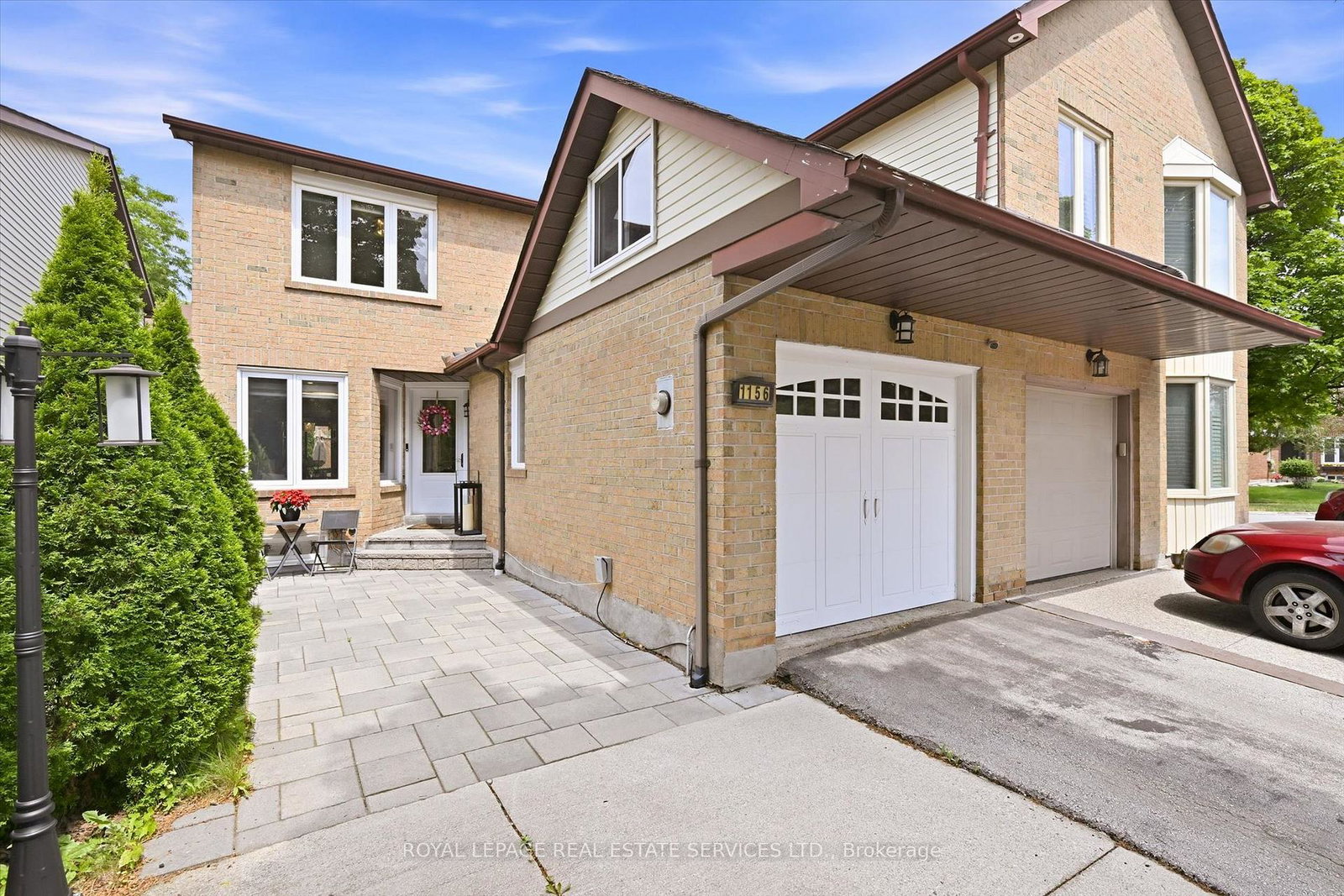 1156-potters-wheel-crescent-oakville-ontario-w13438078