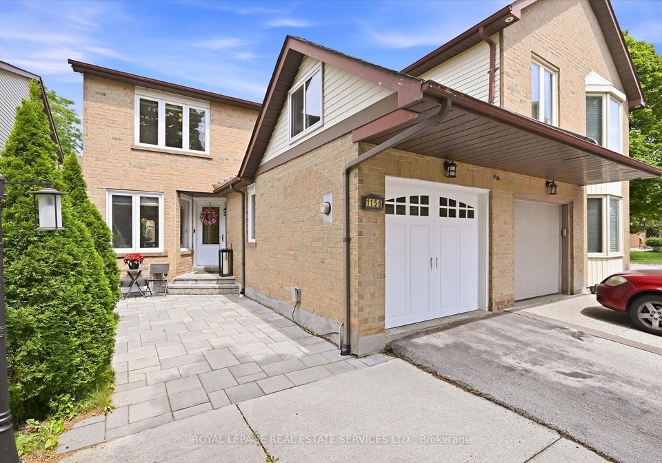 1156-potters-wheel-crescent-oakville-ontario-w13438078