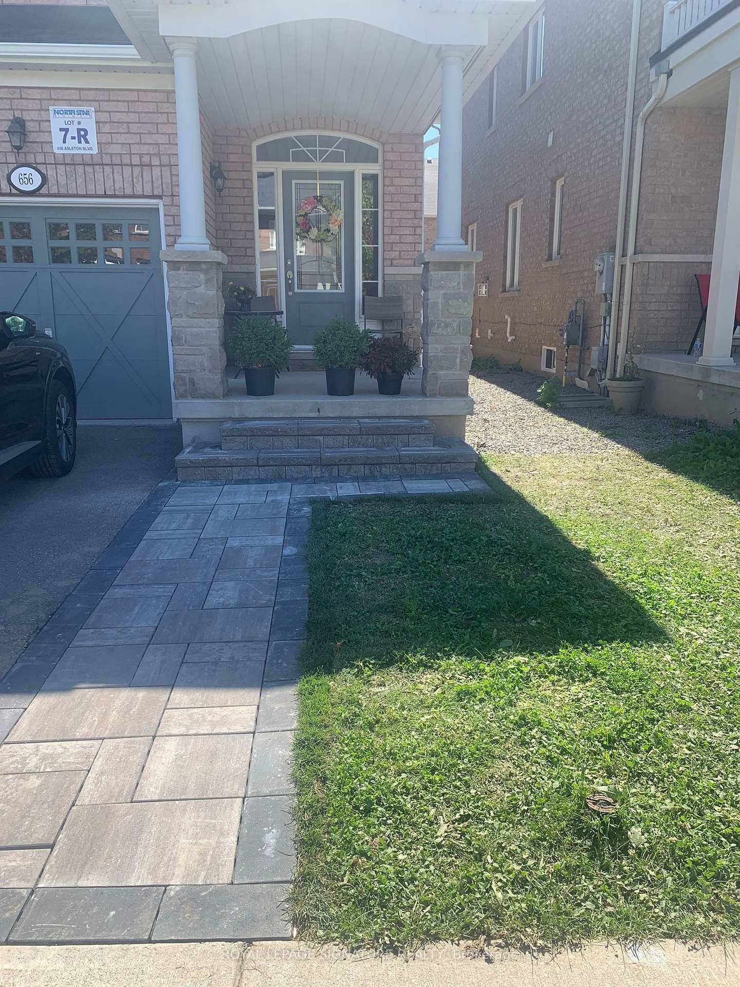 656-asleton-boulevard-milton-ontario-w13438130