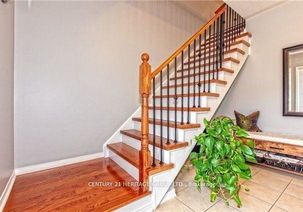 2340-parkhaven-boulevard-oakville-ontario-w13438338