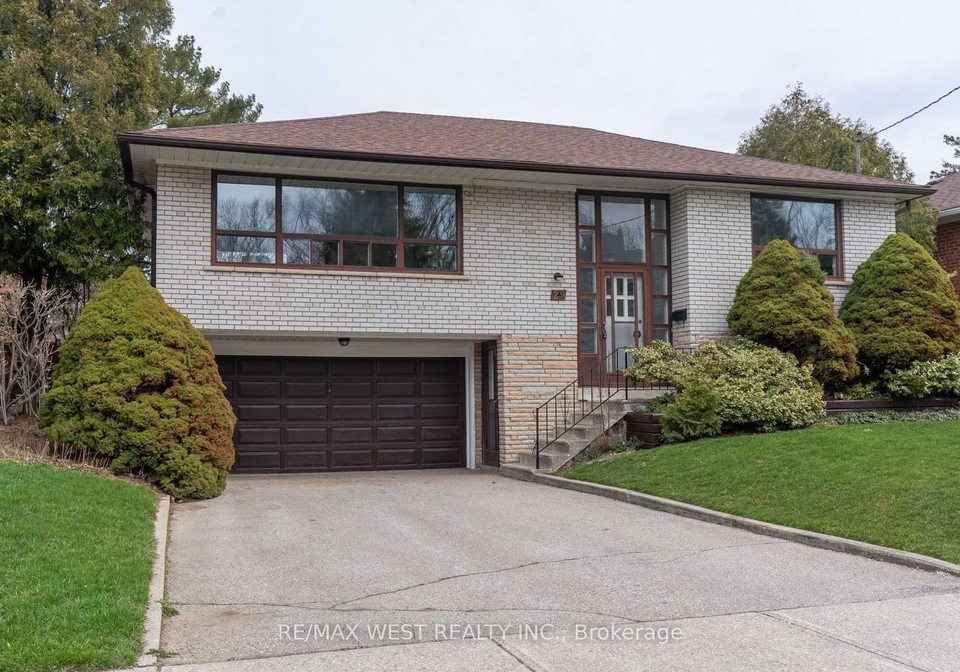 29-fulwell-crescent-york-ontario-w13438398