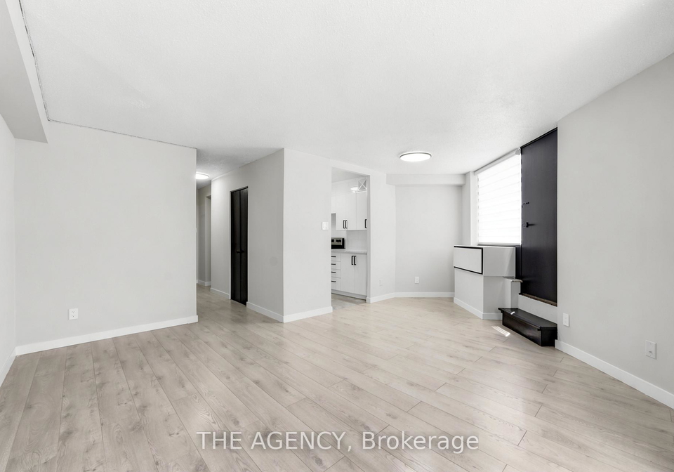 2350-dundas-street-w-toronto-ontario-w13438402