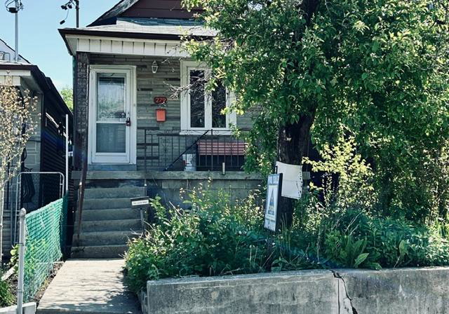 279-mcroberts-avenue-toronto-ontario-w13438430