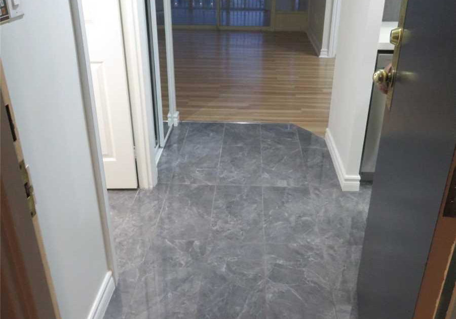 285-enfield-place-mississauga-ontario-w13438462